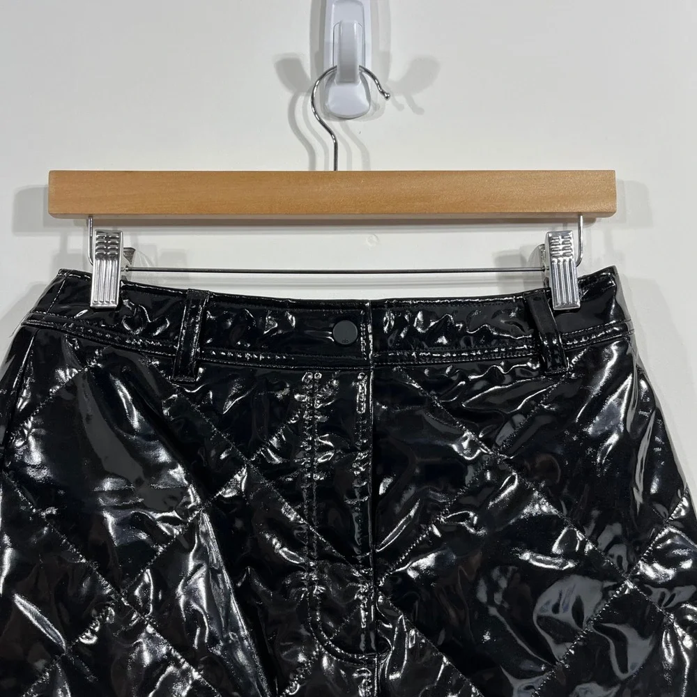 Alo Yoga Snomoto Quilted Mini Skirt Black Puffer Womens Medium Athleisure